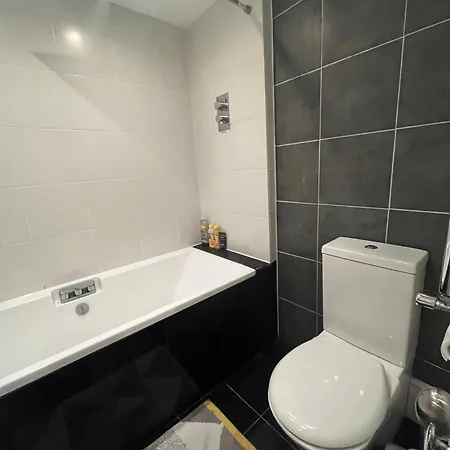 Comfy Stay In Wandsworth Town London Exterior photo