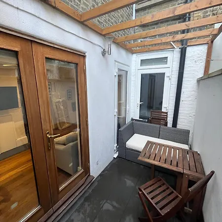 Comfy Stay In Wandsworth Town London Exterior photo