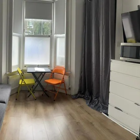 Comfy Stay In Wandsworth Town London Exterior photo