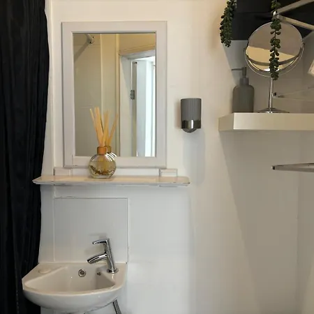 Comfy Stay In Wandsworth Town London Exterior photo
